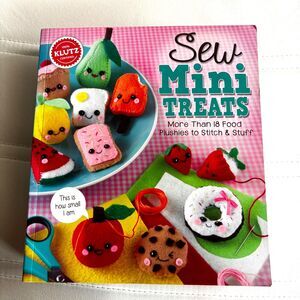 KLUTZ 100% Certified Sew MINI TREATS 18 Food Plushies Stitch & Stuff Craft Kit